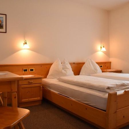 Bed and Breakfast Garni Haus Tyrol Corvara In Badia Esterno foto