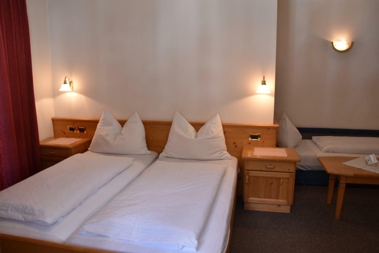 Bed and Breakfast Garni Haus Tyrol Corvara In Badia Esterno foto