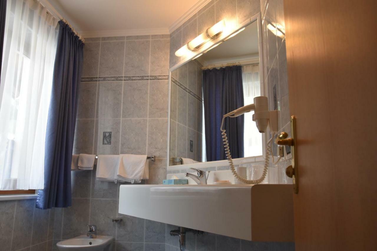 Bed and Breakfast Garni Haus Tyrol Corvara In Badia Esterno foto